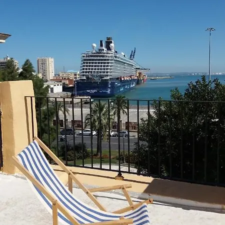 Puerta Al Mar 公寓