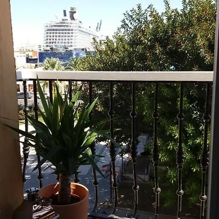 Puerta Al Mar 公寓